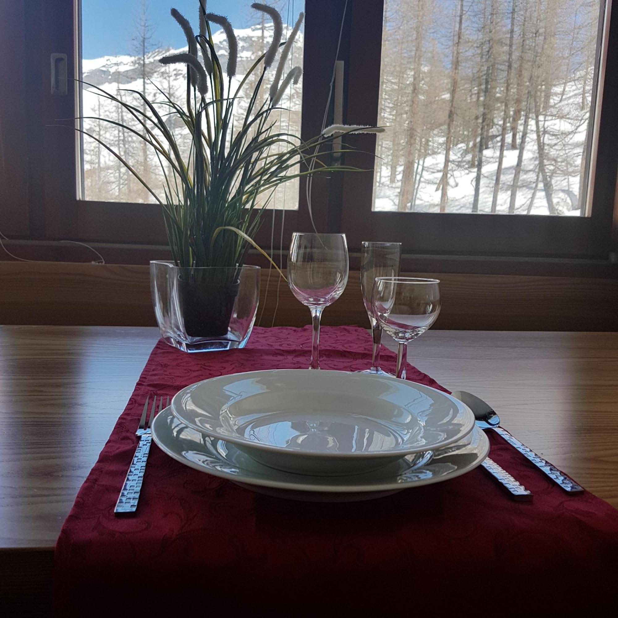 Apartamento Profumo Di Legno A Cielo Alto La Coquille Breuil-Cervinia Exterior foto