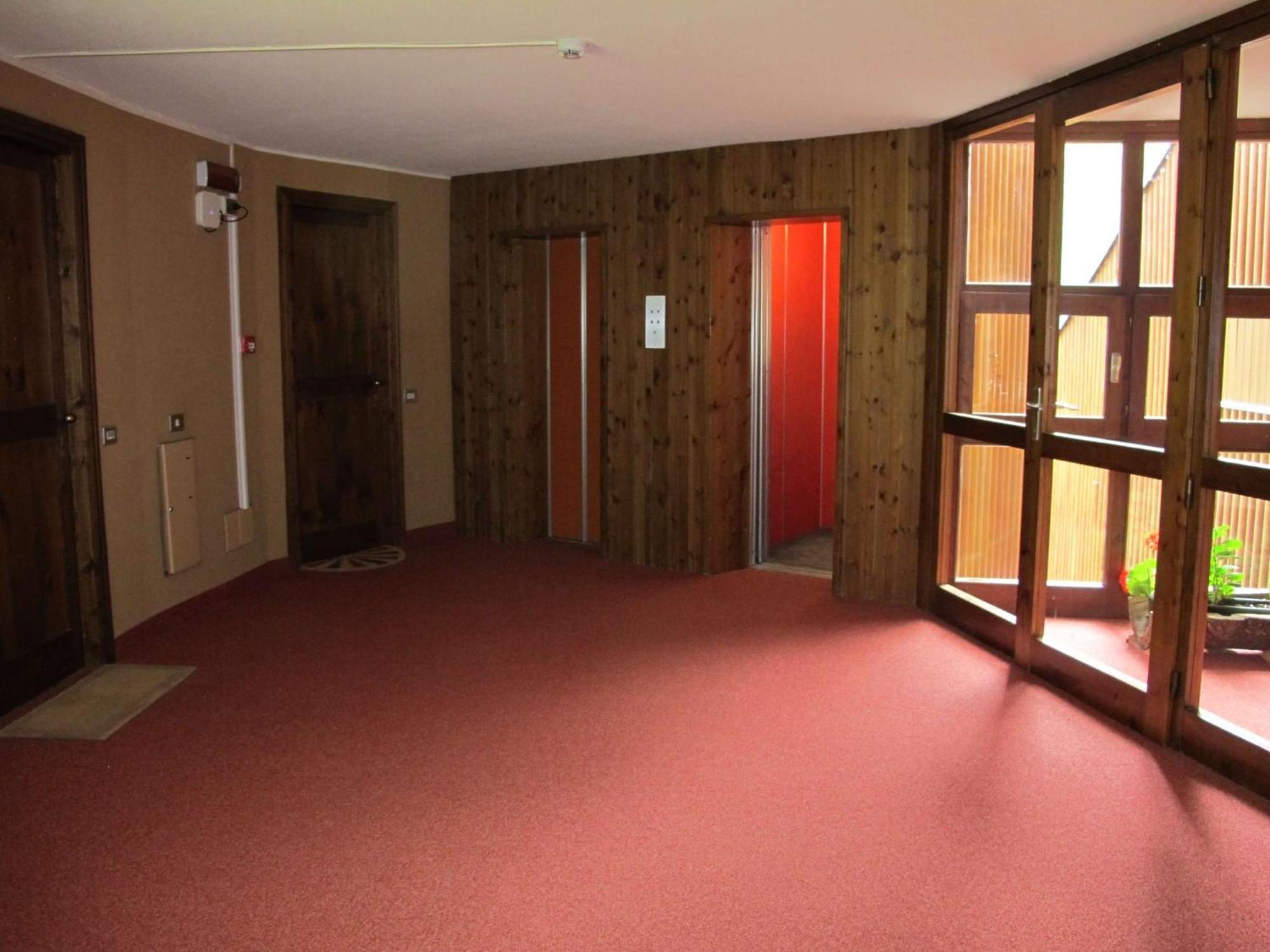 Apartamento Profumo Di Legno A Cielo Alto La Coquille Breuil-Cervinia Exterior foto